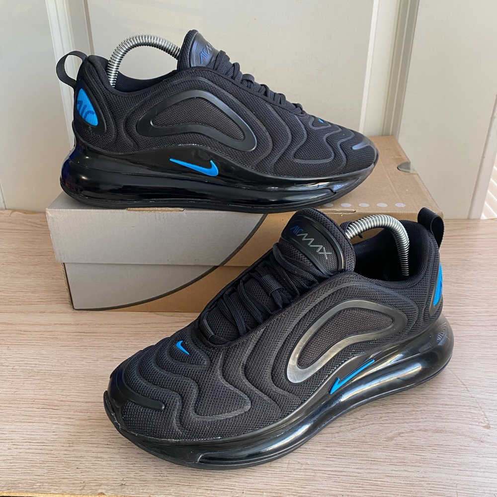 Nike Air Max 720 Black/Blue Sneakers - SZ 6.5 Y- 8 W